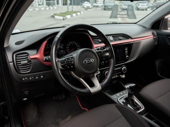 Kia Rio IV Рестайлинг с пробегом 2020 года, цена 1 308 000 рублей, 210083 км, седан, Автокод Объявления