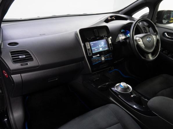 Nissan Leaf I (ZE0/AZE0) с пробегом 2014 года, цена 799 000 рублей, 77390 км, хэтчбек, Автокод Объявления