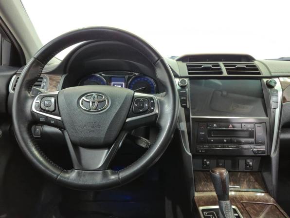 Toyota Camry VII (XV50) Рестайлинг 2 с пробегом 2017 года, цена 2 270 000 рублей, 174581 км, седан, Автокод Объявления