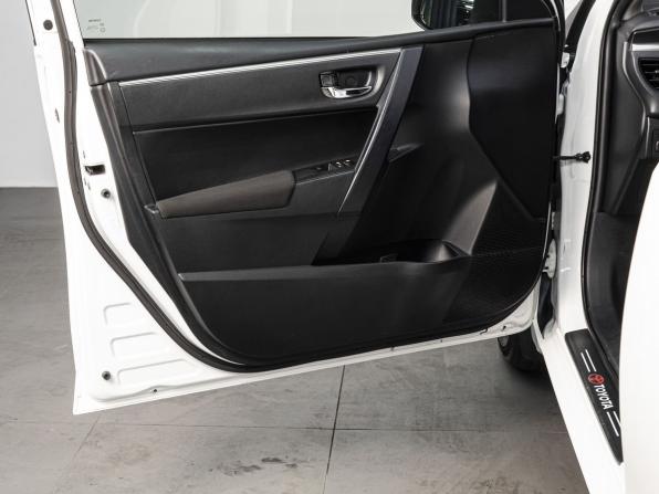 Toyota Corolla XI (E160 E170 E180) с пробегом 2014 года, цена 1 200 000 рублей, 55417 км, седан, Автокод Объявления