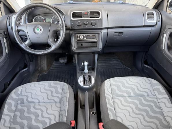 Skoda Fabia II с пробегом 2008 года, цена 640 000 рублей, 145797 км, хэтчбек, Автокод Объявления