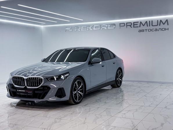 BMW 5 серии VIII (G60/G61/G68) с пробегом 2025 года, цена 8 500 000 рублей, 4097 км, седан, Автокод Объявления