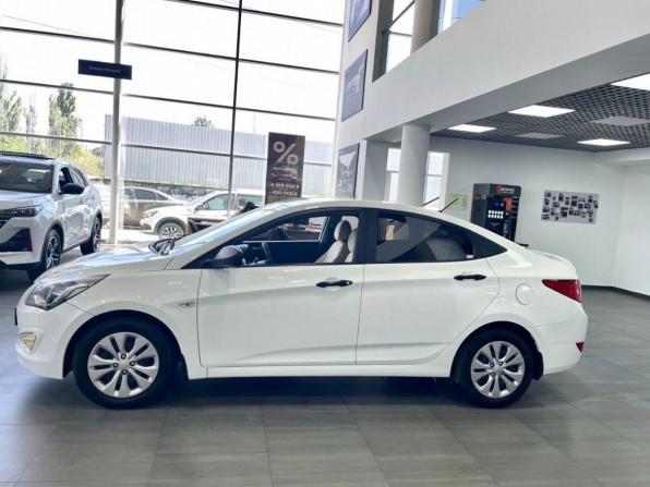 Hyundai Solaris I Рестайлинг с пробегом 2014 года, цена 799 900 рублей, 256900 км, седан, Автокод Объявления