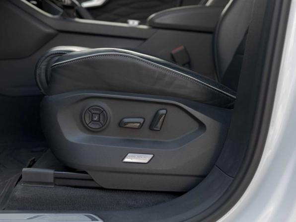 Volkswagen Touareg III с пробегом 2021 года, цена 5 330 000 рублей, 124168 км, внедорожник, Автокод Объявления