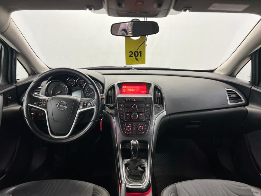 Opel Astra J Рестайлинг Санкт-Петербург  - изображение 14