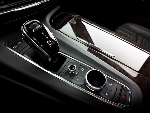 Cadillac Escalade V с пробегом 2021 года, цена 9 455 000 рублей, 46366 км, внедорожник, Автокод Объявления