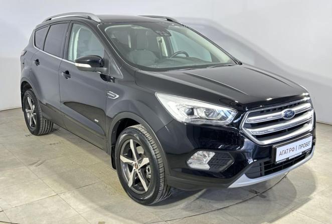 Ford Kuga II Рестайлинг с пробегом 2017 года, цена 1 700 000 рублей, 74600 км, внедорожник, Автокод Объявления
