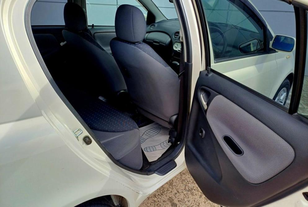 Toyota Vitz I (P10) Абакан  - изображение 11