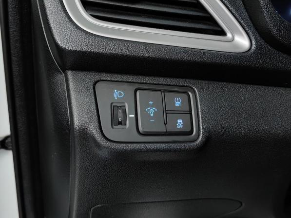 Hyundai Solaris II с пробегом 2020 года, цена 1 355 000 рублей, 97899 км, седан, Автокод Объявления
