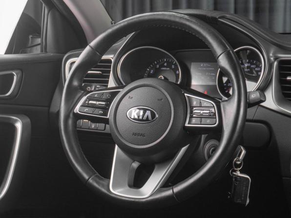Kia XCeed I с пробегом 2020 года, цена 2 049 000 рублей, 113849 км, хэтчбек, Автокод Объявления