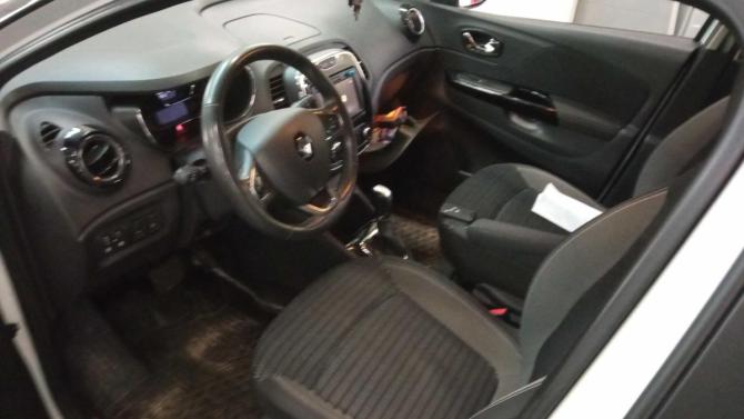 Renault Kaptur I с пробегом 2018 года, цена 1 250 000 рублей, 86240 км, внедорожник, Автокод Объявления