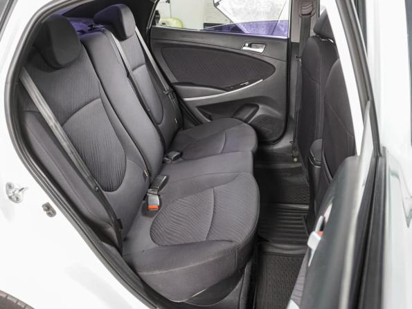 Hyundai Solaris I Рестайлинг с пробегом 2015 года, цена 999 000 рублей, 165375 км, седан, Автокод Объявления