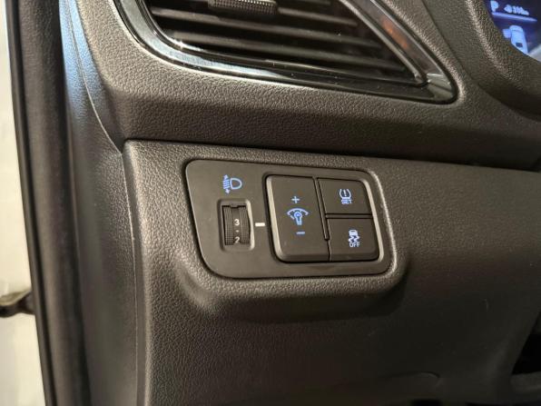 Hyundai Solaris II с пробегом 2019 года, цена 1 299 000 рублей, 147000 км, седан, Автокод Объявления