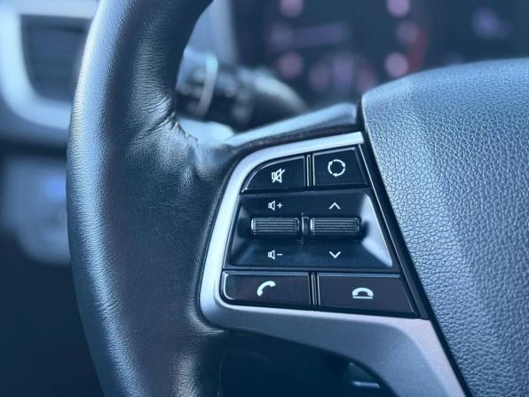 Hyundai Solaris II с пробегом 2019 года, цена 1 349 000 рублей, 109638 км, седан, Автокод Объявления