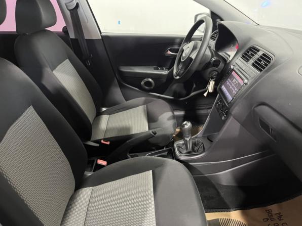 Volkswagen Polo V с пробегом 2013 года, цена 535 000 рублей, 162847 км, седан, Автокод Объявления