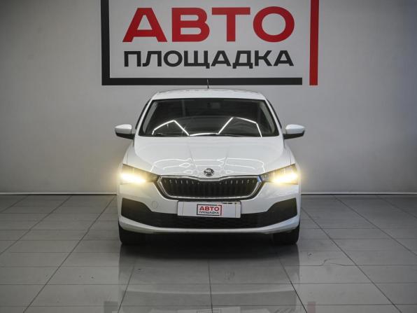 Skoda Rapid I Рестайлинг с пробегом 2020 года, цена 1 279 000 рублей, 274112 км, седан, Автокод Объявления