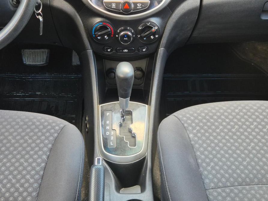 Hyundai Solaris I Екатеринбург  - изображение 11