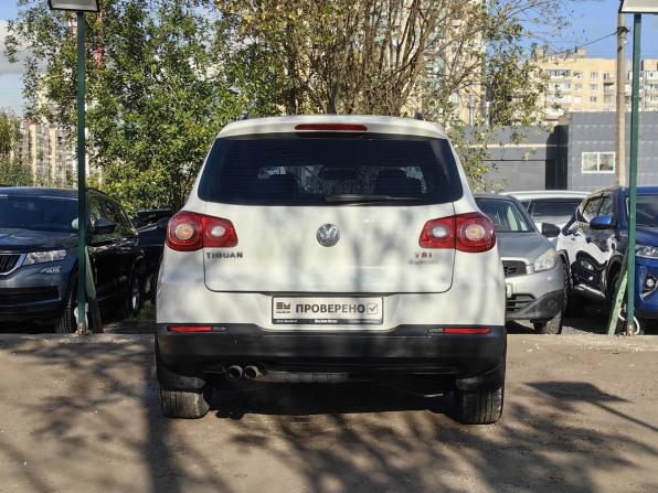 Volkswagen Tiguan I с пробегом 2011 года, цена 669 000 рублей, 283098 км, внедорожник, Автокод Объявления