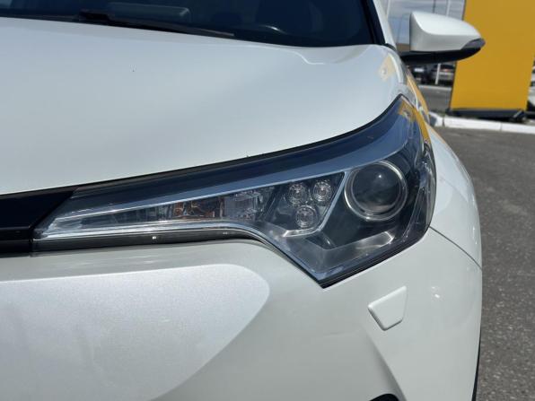 Toyota C-HR I с пробегом 2018 года, цена 1 940 000 рублей, 135991 км, внедорожник, Автокод Объявления