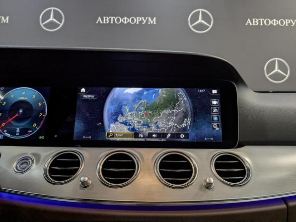Mercedes-Benz E-Класс V (W213 S213 C238) Рестайлинг с пробегом 2021 года, цена 4 250 000 рублей, 92500 км, седан, Автокод Объявления