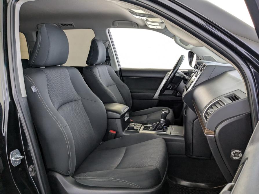 Toyota Land Cruiser Prado 150 Series Рестайлинг 2 Москва  - изображение 24