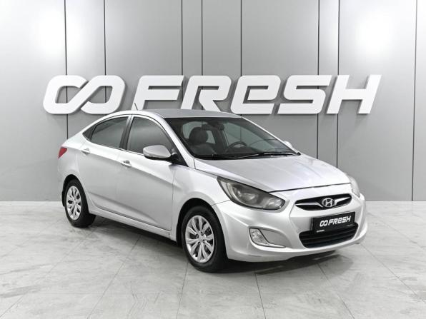 Hyundai Solaris I с пробегом 2012 года, цена 739 000 рублей, 240125 км, седан, Автокод Объявления