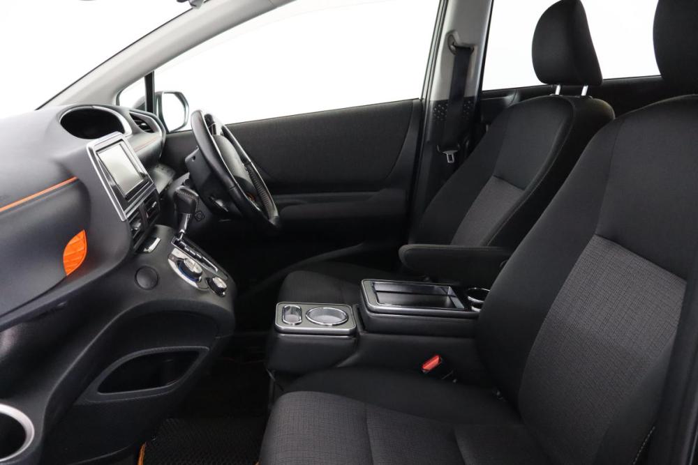 Toyota Sienta II Рестайлинг Санкт-Петербург  - изображение 11