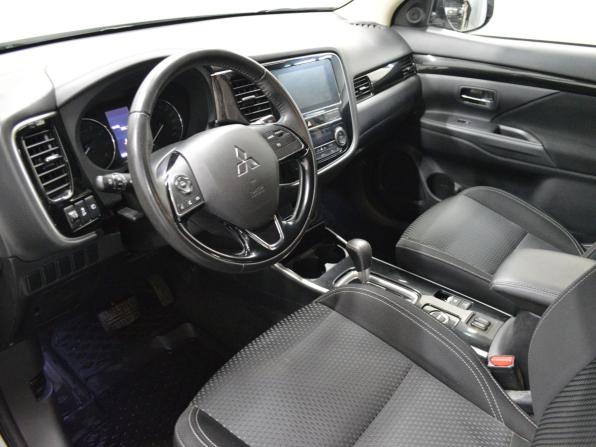 Mitsubishi Outlander III Рестайлинг 3 с пробегом 2019 года, цена 2 099 000 рублей, 70239 км, внедорожник, Автокод Объявления