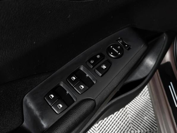 Hyundai Solaris II с пробегом 2018 года, цена 1 139 000 рублей, 117053 км, седан, Автокод Объявления