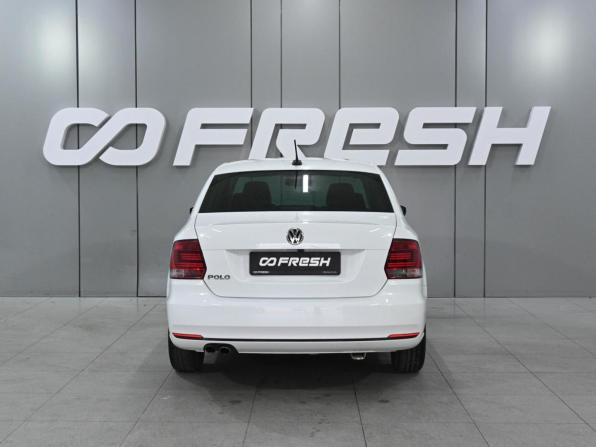 Volkswagen Polo V Рестайлинг с пробегом 2019 года, цена 1 319 000 рублей, 115083 км, седан, Автокод Объявления