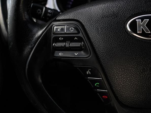Kia Ceed II с пробегом 2015 года, цена 1 000 000 рублей, 166827 км, хэтчбек, Автокод Объявления