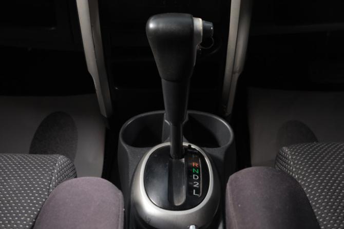 Toyota Ist I с пробегом 2002 года, цена 599 000 рублей, 348000 км, хэтчбек, Автокод Объявления