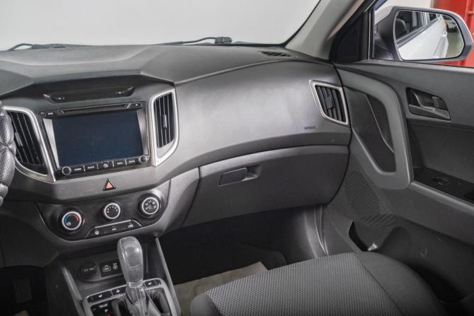 Hyundai Creta I с пробегом 2018 года, цена 1 699 000 рублей, 105000 км, внедорожник, Автокод Объявления