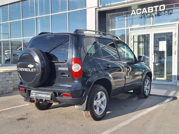 Chevrolet Niva I Рестайлинг с пробегом 2016 года, цена 559 000 рублей, 168300 км, внедорожник, Автокод Объявления