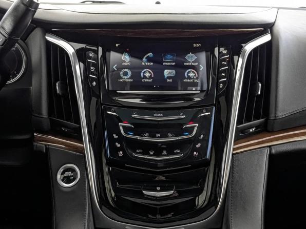 Cadillac Escalade IV с пробегом 2015 года, цена 3 450 000 рублей, 200002 км, внедорожник, Автокод Объявления