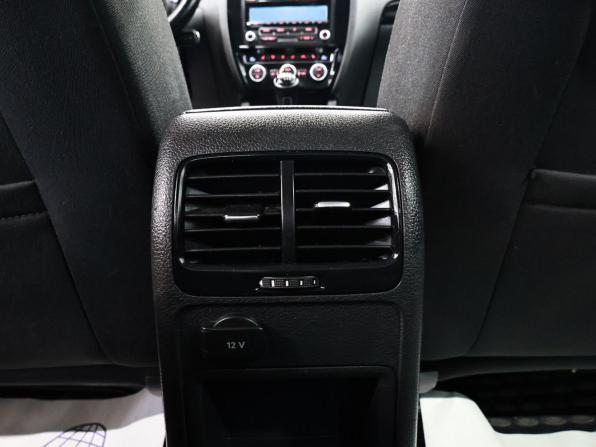 Volkswagen Jetta VI с пробегом 2012 года, цена 882 500 рублей, 142983 км, седан, Автокод Объявления