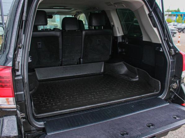 Toyota Land Cruiser 200 Series Рестайлинг 2 с пробегом 2018 года, цена 4 200 000 рублей, 413500 км, внедорожник, Автокод Объявления