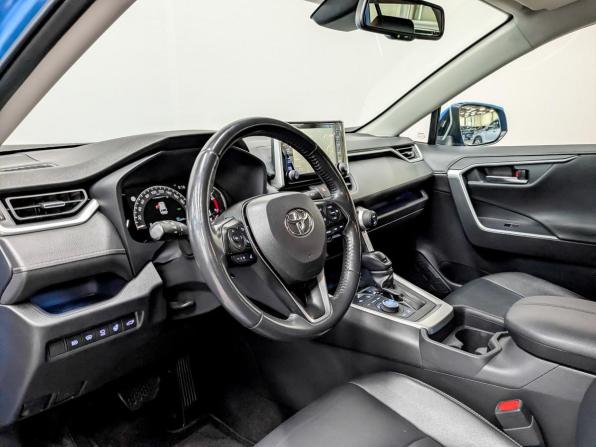 Toyota RAV4 V (XA50) с пробегом 2020 года, цена 2 915 000 рублей, 153555 км, внедорожник, Автокод Объявления
