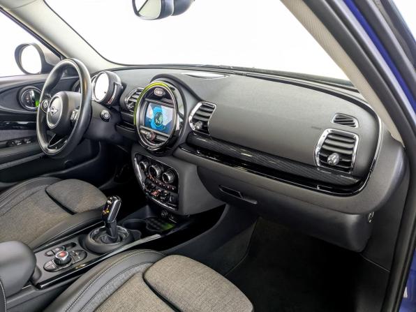 Mini Clubman II Рестайлинг с пробегом 2019 года, цена 2 130 000 рублей, 50028 км, универсал, Автокод Объявления