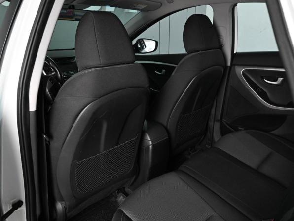 Hyundai i30 II Рестайлинг с пробегом 2015 года, цена 1 629 000 рублей, 53562 км, хэтчбек, Автокод Объявления