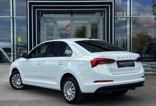 Skoda Rapid II с пробегом 2022 года, цена 1 690 000 рублей, 62046 км, лифтбек, Автокод Объявления
