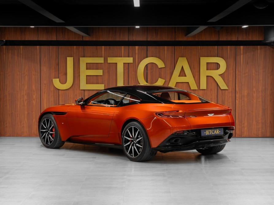 Aston Martin DB11 I Москва  - изображение 10