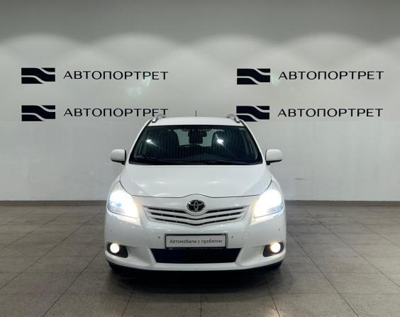 Toyota Verso I с пробегом 2012 года, цена 829 000 рублей, 294213 км, компактвэн, Автокод Объявления