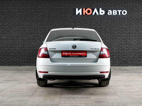 Skoda Octavia III (A7) Рестайлинг с пробегом 2019 года, цена 2 300 000 рублей, 79545 км, лифтбек, Автокод Объявления