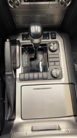 Toyota Land Cruiser 200 Series Рестайлинг 2 с пробегом 2019 года, цена 7 400 000 рублей, 85753 км, внедорожник, Автокод Объявления