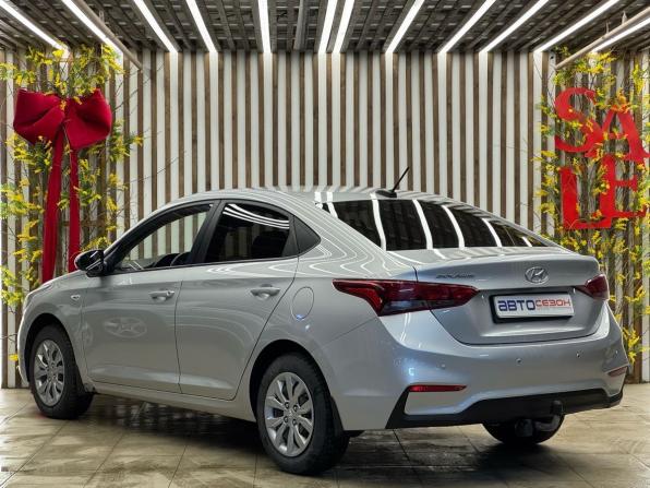 Hyundai Solaris II с пробегом 2019 года, цена 714 999 рублей, 305000 км, седан, Автокод Объявления
