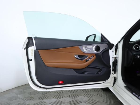 Mercedes-Benz C-Класс IV (W205) Рестайлинг с пробегом 2019 года, цена 3 900 000 рублей, 77300 км, купе, Автокод Объявления