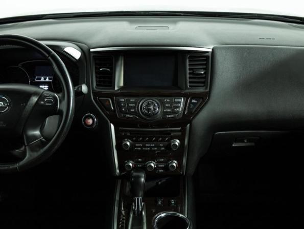 Nissan Pathfinder IV с пробегом 2015 года, цена 1 789 000 рублей, 126640 км, внедорожник, Автокод Объявления