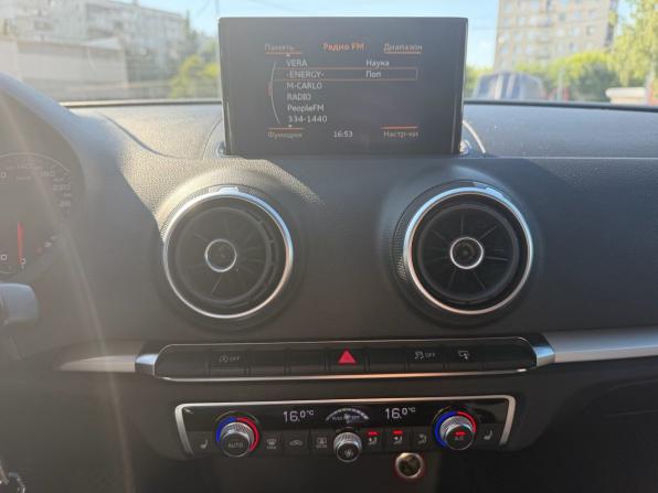 Audi A3 III (8V) с пробегом 2015 года, цена 1 289 900 рублей, 129968 км, хэтчбек, Автокод Объявления