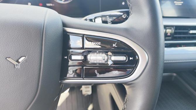 Chery Arrizo 8 с пробегом 2025 года, цена 2 270 000 рублей, 20000 км, седан, Автокод Объявления